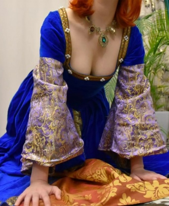 Катя